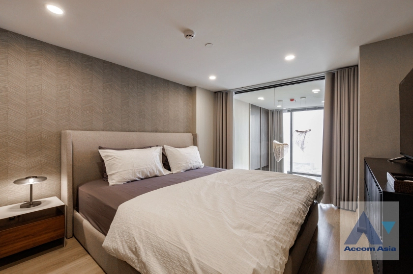 17  2 br Condominium for rent and sale in Sukhumvit ,Bangkok MRT Queen Sirikit National Convention Center at Life Rama 4-Asoke AA44822