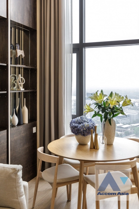 11  2 br Condominium for rent and sale in Sukhumvit ,Bangkok MRT Queen Sirikit National Convention Center at Life Rama 4-Asoke AA44822