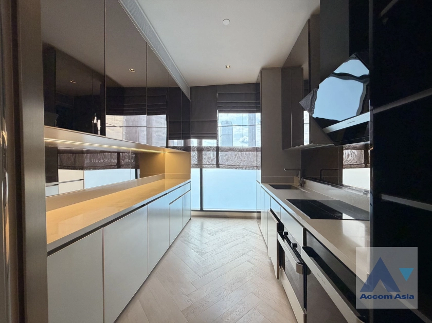 4  4 br Condominium for rent and sale in Sathorn ,Bangkok BTS Chong Nonsi at The Reserve Sathorn AA44823