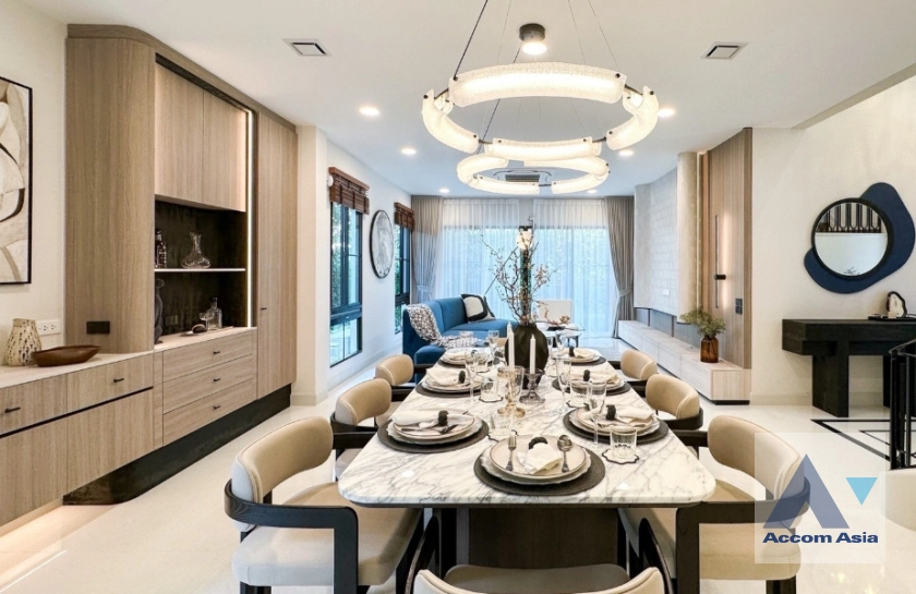  1  4 br House For Rent in Latkrabang ,Bangkok ARL Ban Thap Chang at Nantawan Rama 9 New Krungthepkreetha AA44825