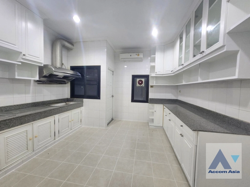 6  4 br House for rent and sale in Sukhumvit ,Bangkok BTS Ekkamai at The Noble Ekkamai 22  AA44829