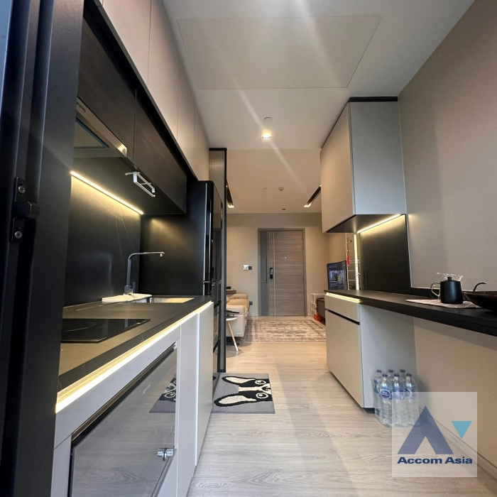  1  1 br Condominium for rent and sale in Sukhumvit ,Bangkok BTS Thong Lo at The Room Sukhumvit 38 AA44832