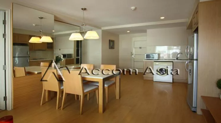 unit 2 Bedrooms  Condominium For Rent in Sukhumvit, Bangkok  near BTS Ekkamai (25907)