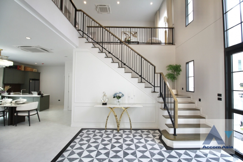 18  5 br House for rent and sale in Samutprakan ,Samutprakan  at Setthasiri Bangna KM.10 AA44837