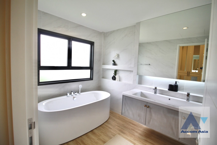 36  5 br House for rent and sale in Samutprakan ,Samutprakan  at Setthasiri Bangna KM.10 AA44837