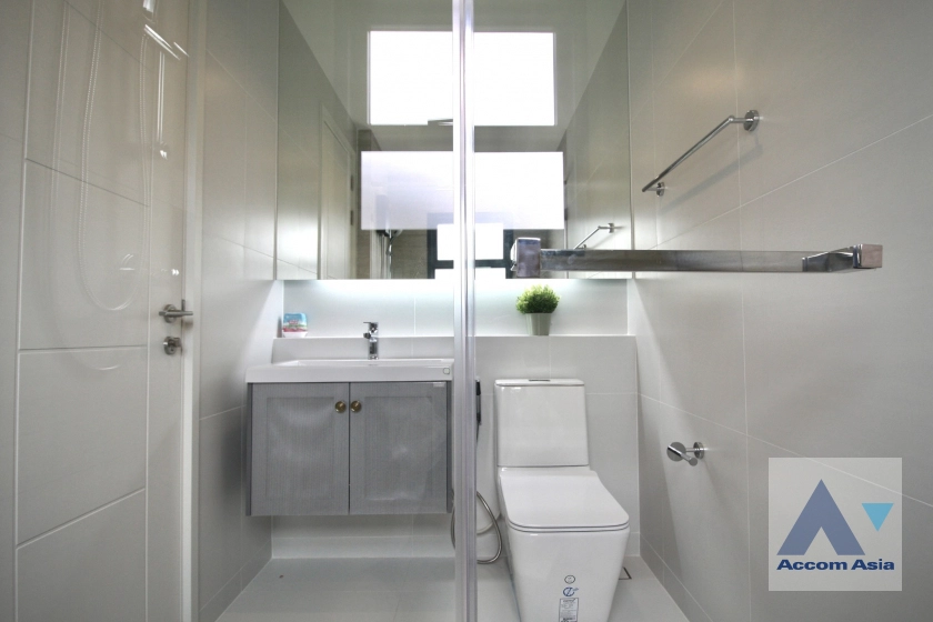 46  5 br House for rent and sale in Samutprakan ,Samutprakan  at Setthasiri Bangna KM.10 AA44837