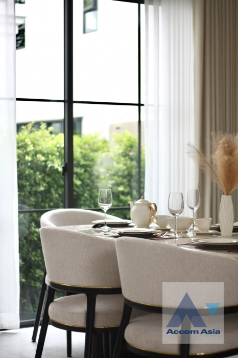 9  5 br House for rent and sale in Samutprakan ,Samutprakan  at Setthasiri Bangna KM.10 AA44837