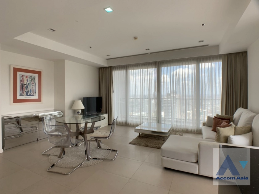 unit 2 Bedrooms  Condominium For Rent in Charoen Nakhon, Bangkok  near BTS Krung Thon Buri (AA44843)