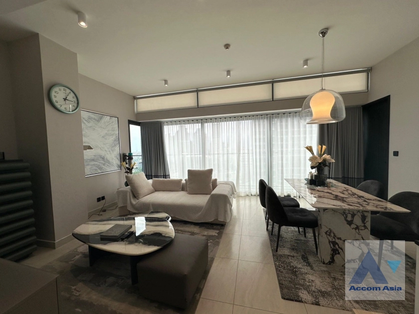 unit 2 Bedrooms  Condominium For Rent & Sale in Sathorn, Bangkok  near BTS Chong Nonsi (AA44849)