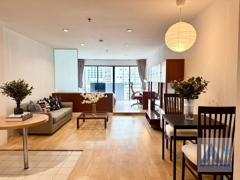  The Grand Regent Condominium  1 Bedroom for Sale & Rent BTS Ratchadamri in Ploenchit Bangkok