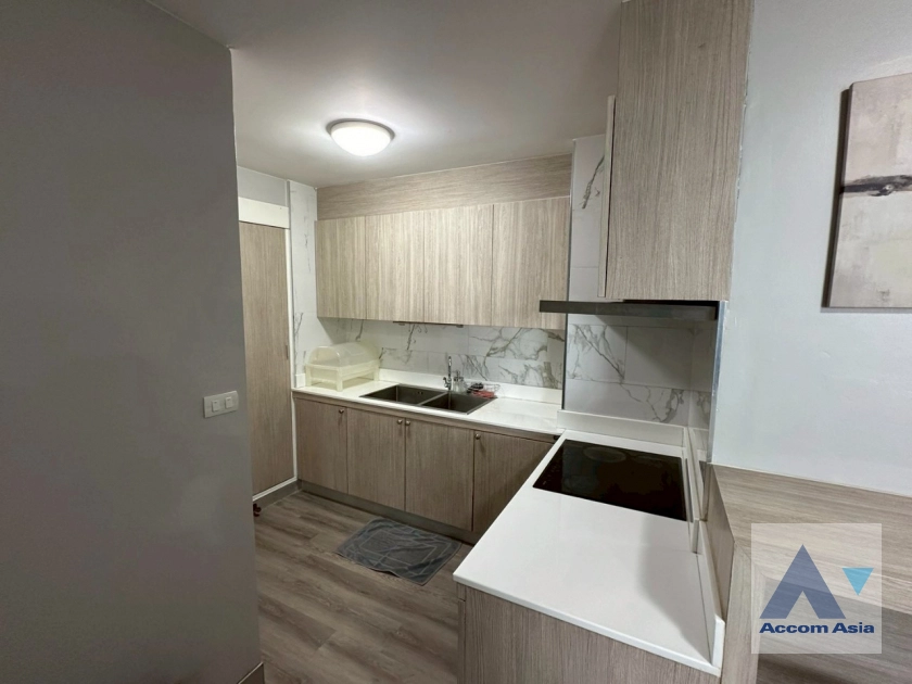 5  3 br Apartment For Rent in Sukhumvit ,Bangkok BTS Nana at Contemporary Lifestyle AA44852