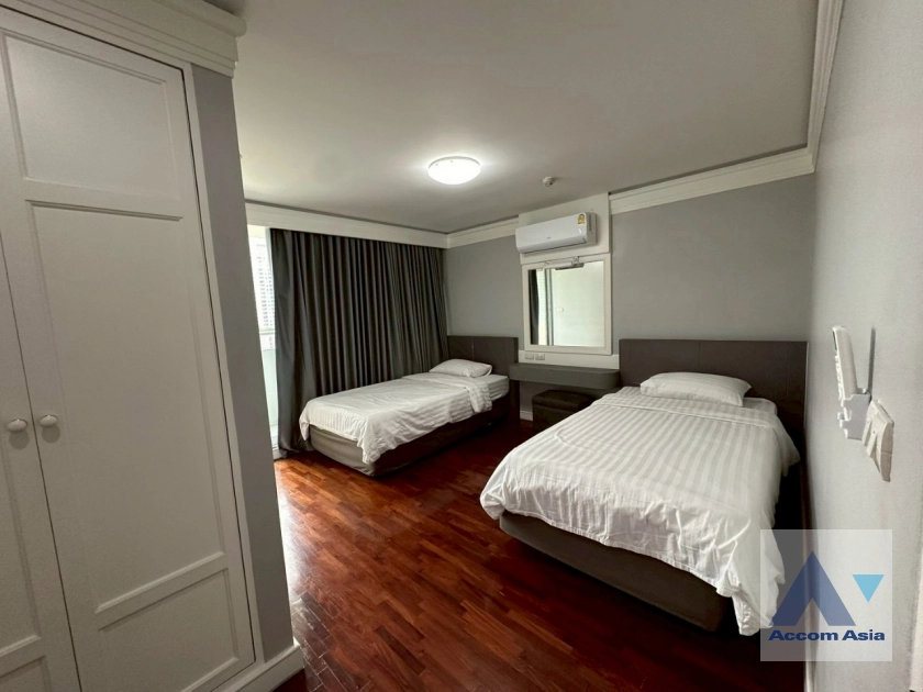 8  3 br Apartment For Rent in Sukhumvit ,Bangkok BTS Nana at Contemporary Lifestyle AA44852