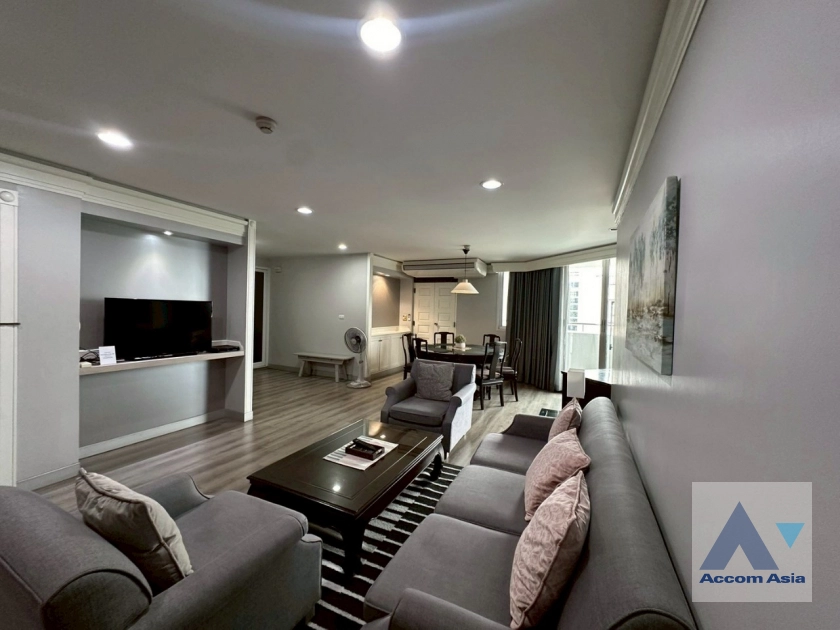  1  3 br Apartment For Rent in Sukhumvit ,Bangkok BTS Nana at Contemporary Lifestyle AA44852