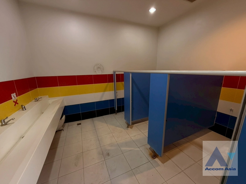 12  House for rent and sale in Sukhumvit ,Bangkok BTS Ekkamai AA44853