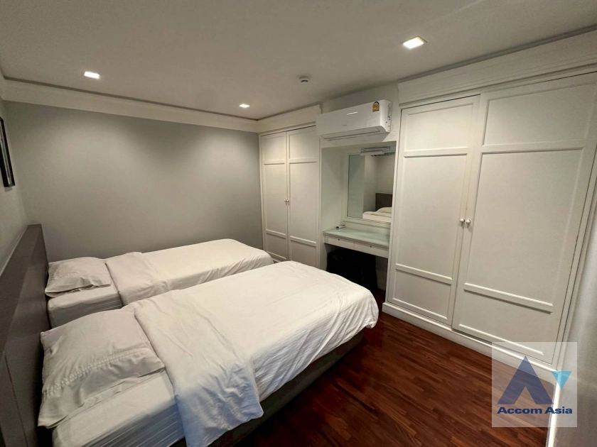 8  2 br Apartment For Rent in Sukhumvit ,Bangkok BTS Nana at Contemporary Lifestyle AA44854