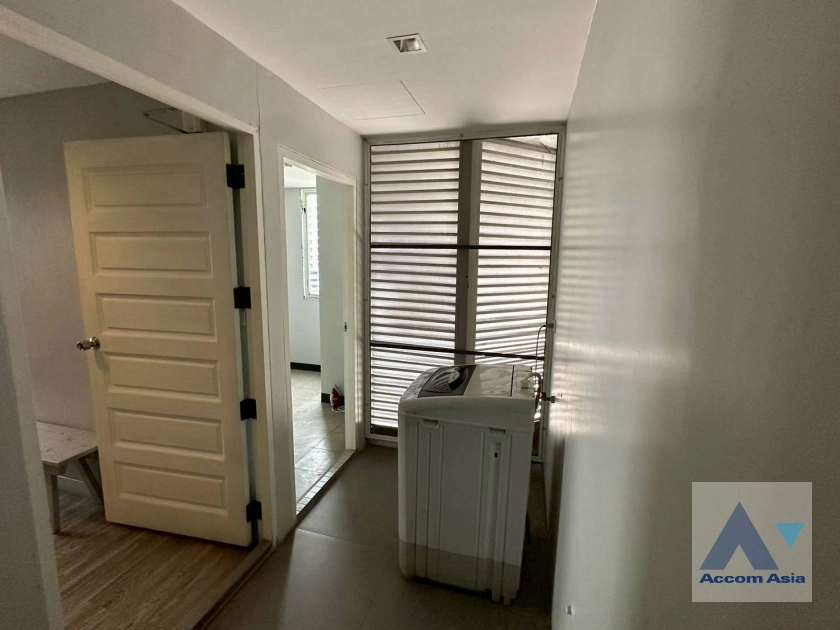 6  2 br Apartment For Rent in Sukhumvit ,Bangkok BTS Nana at Contemporary Lifestyle AA44854