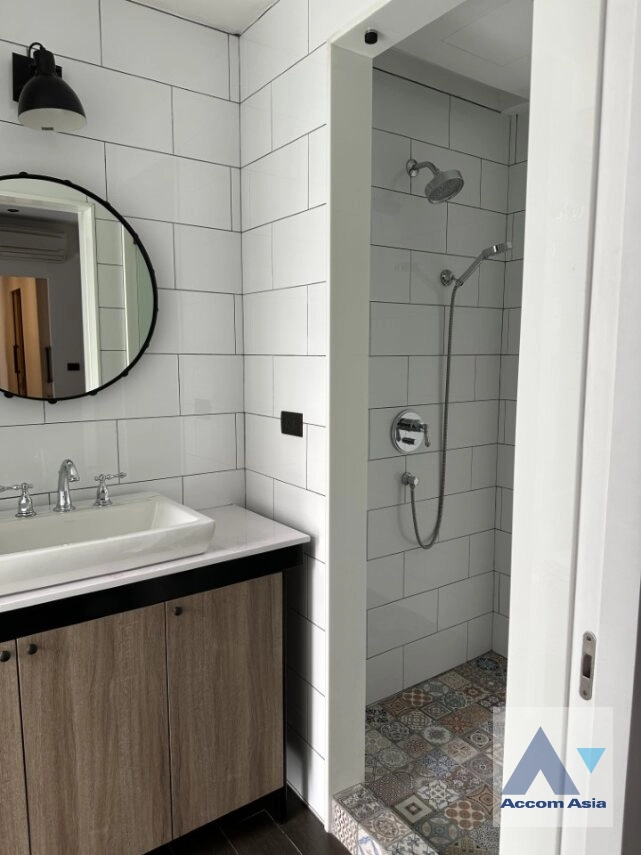 17  6 br Condominium for rent and sale in Sukhumvit ,Bangkok BTS Ekkamai at Penthouse Condominium 3 AA44855