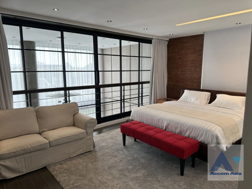 14  6 br Condominium for rent and sale in Sukhumvit ,Bangkok BTS Ekkamai at Penthouse Condominium 3 AA44855