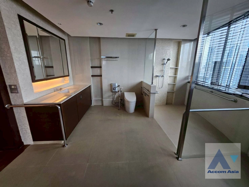 17  3 br Condominium for rent and sale in Ploenchit ,Bangkok BTS Chitlom at President Place AA44859