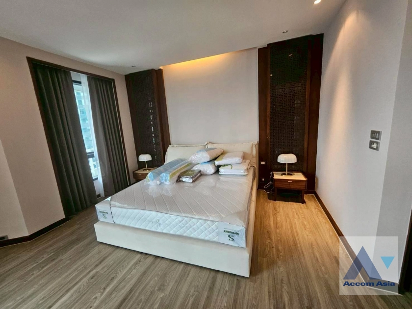 11  3 br Condominium for rent and sale in Ploenchit ,Bangkok BTS Chitlom at President Place AA44859
