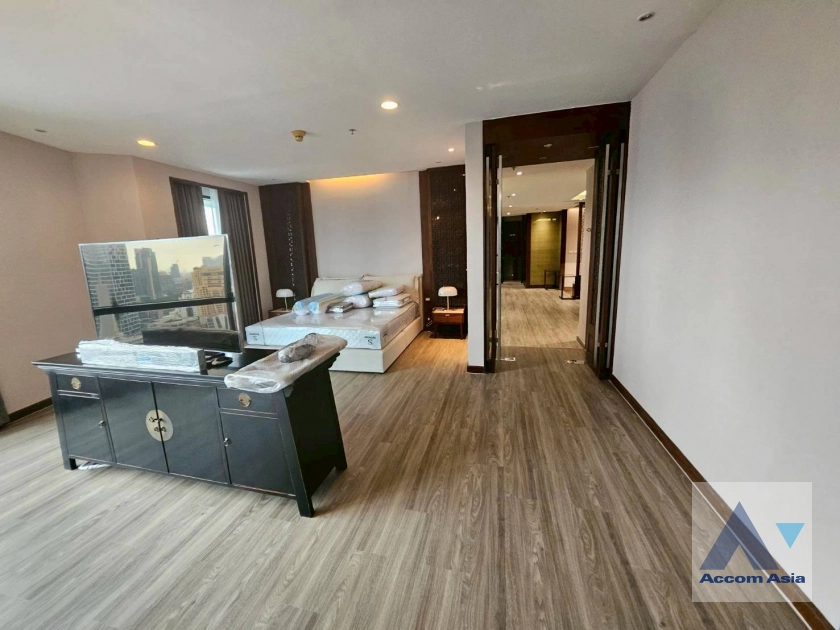 15  3 br Condominium for rent and sale in Ploenchit ,Bangkok BTS Chitlom at President Place AA44859