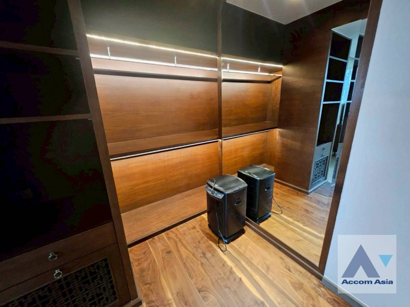 16  3 br Condominium for rent and sale in Ploenchit ,Bangkok BTS Chitlom at President Place AA44859