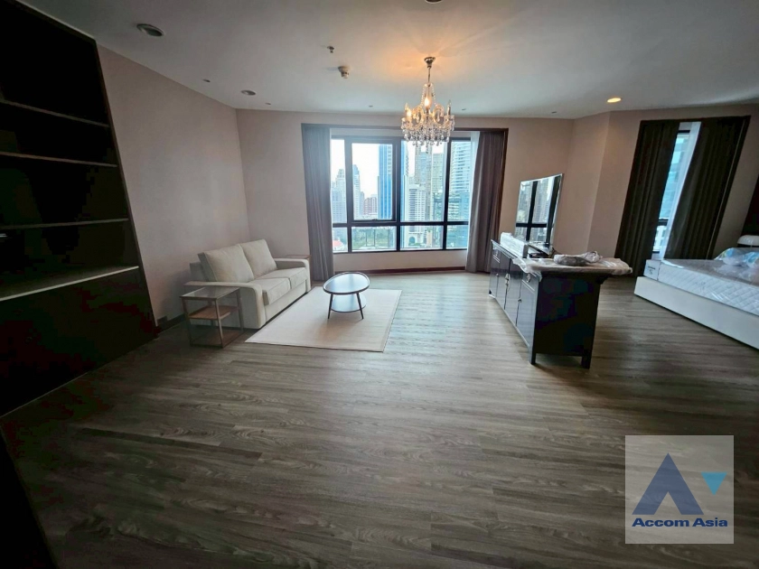  1  3 br Condominium for rent and sale in Ploenchit ,Bangkok BTS Chitlom at President Place AA44859