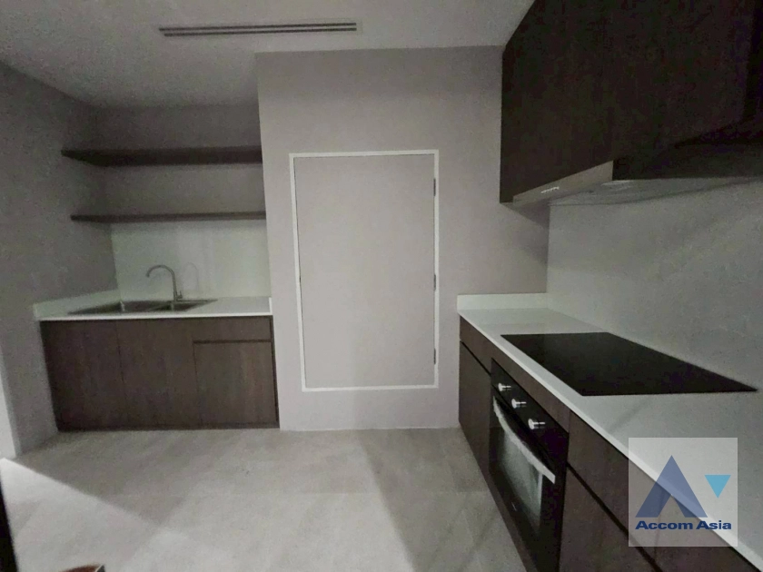 9  3 br Condominium for rent and sale in Ploenchit ,Bangkok BTS Chitlom at President Place AA44859