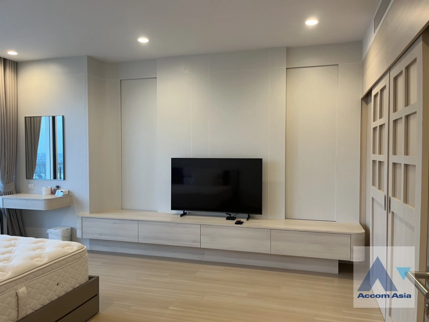 22  2 br Condominium for rent and sale in Sathorn ,Bangkok BRT Wat Dan at Supalai Riva Grande Rama 3 AA44860