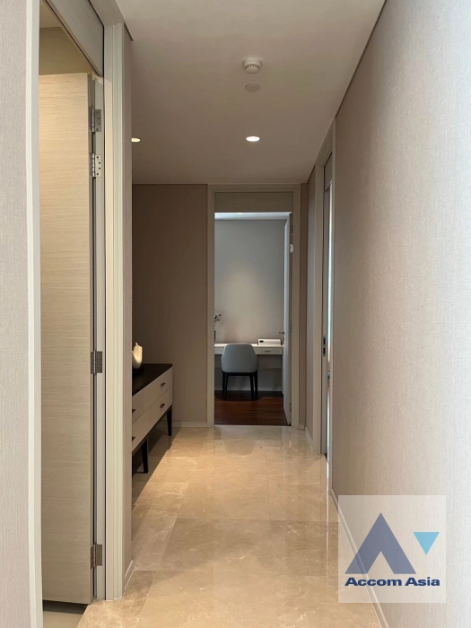19  2 br Condominium For Sale in Ploenchit ,Bangkok BTS Chitlom at The Residences at Sindhorn Kempinski Hotel Bangkok AA44861