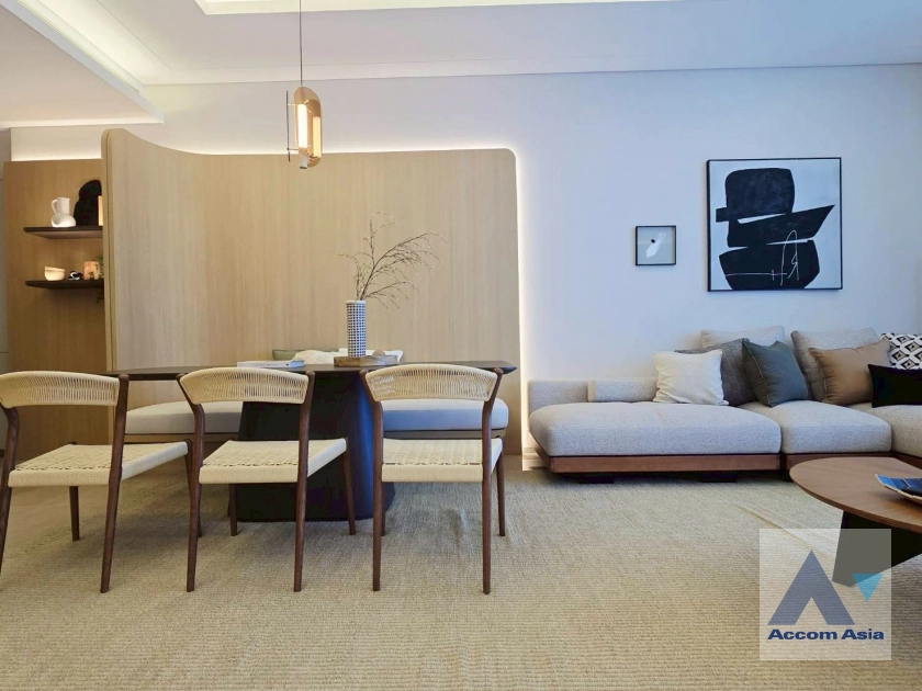 4  2 br Condominium For Sale in Ploenchit ,Bangkok BTS Chitlom at The Residences at Sindhorn Kempinski Hotel Bangkok AA44862
