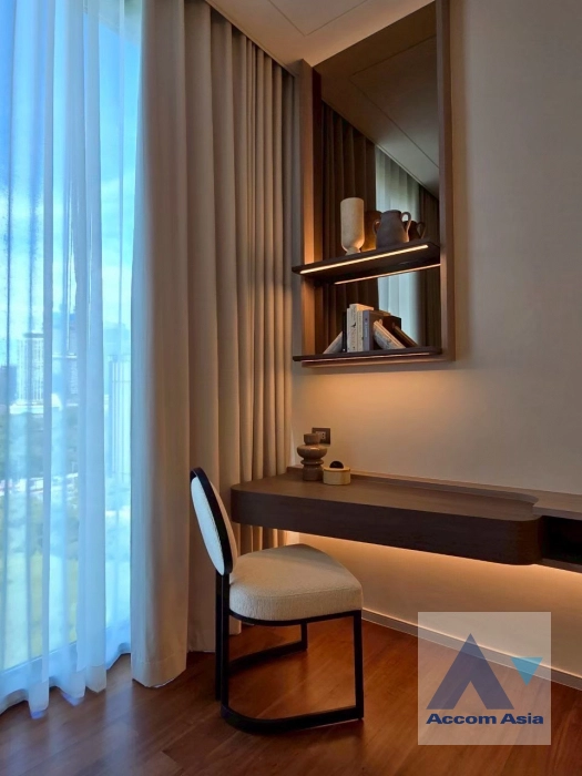 10  2 br Condominium For Sale in Ploenchit ,Bangkok BTS Chitlom at The Residences at Sindhorn Kempinski Hotel Bangkok AA44863