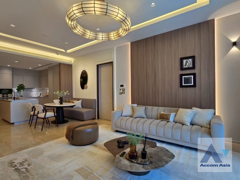 unit 2 Bedrooms  Condominium For Sale in Ploenchit, Bangkok  near BTS Chitlom (AA44863)