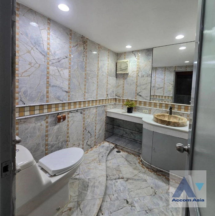 11  2 br Condominium for rent and sale in Ploenchit ,Bangkok BTS Chitlom at Sithakarn Condominium AA44865