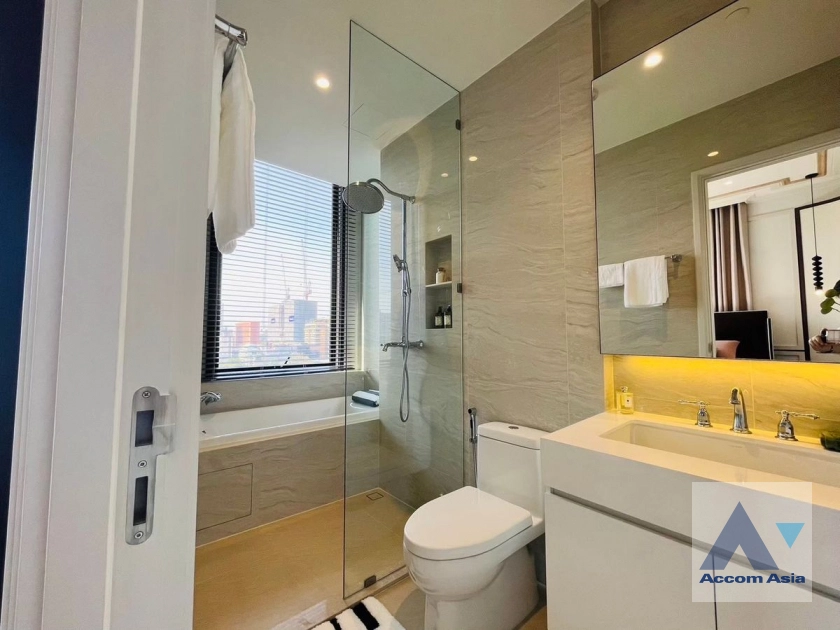 7  3 br Condominium for rent and sale in Ploenchit ,Bangkok BTS Ploenchit at MUNIQ Langsuan AA44870