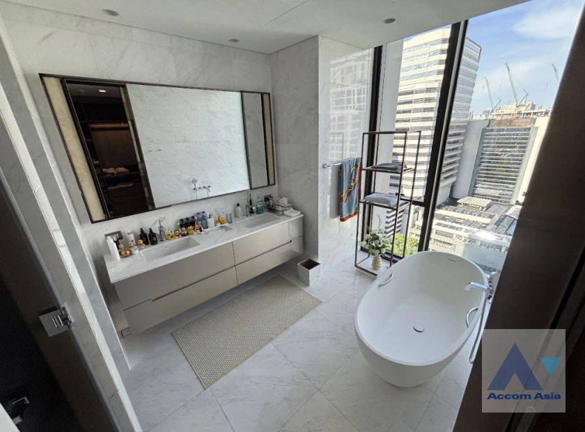 15  3 br Condominium For Sale in Ploenchit ,Bangkok BTS Chitlom at The Residences at Sindhorn Kempinski Hotel Bangkok AA44874