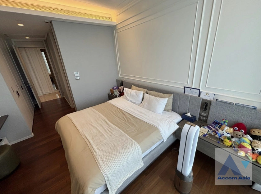 16  3 br Condominium For Sale in Ploenchit ,Bangkok BTS Chitlom at The Residences at Sindhorn Kempinski Hotel Bangkok AA44874