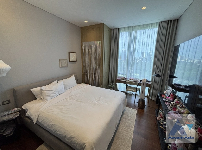 13  3 br Condominium For Sale in Ploenchit ,Bangkok BTS Chitlom at The Residences at Sindhorn Kempinski Hotel Bangkok AA44874