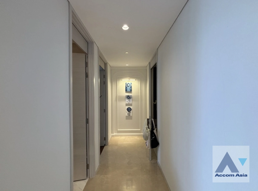 22  3 br Condominium For Sale in Ploenchit ,Bangkok BTS Chitlom at The Residences at Sindhorn Kempinski Hotel Bangkok AA44874