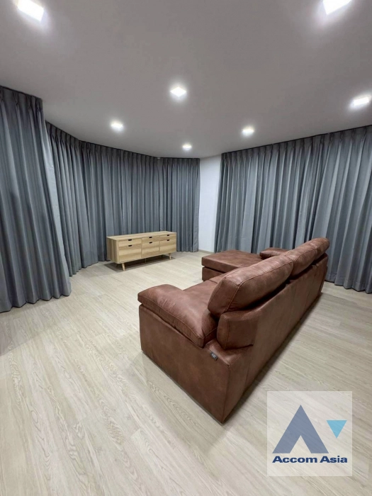  Sriwara Town in Town Townhouse  2 Bedroom for Sale & Rent   in Latphrao Bangkok