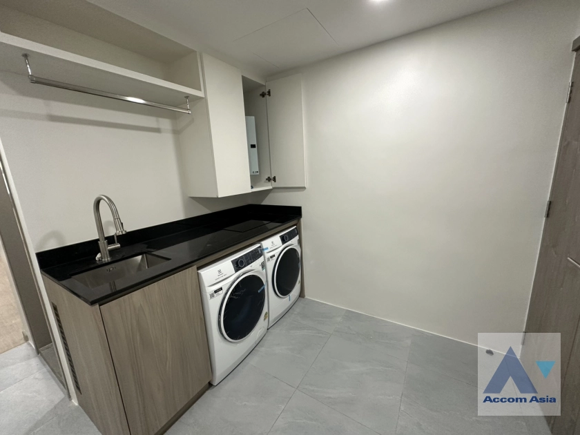 6  3 br Condominium for rent and sale in Sukhumvit ,Bangkok BTS Asok - MRT Sukhumvit at Grand Ville house 2 AA44877