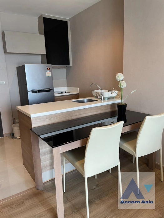 unit 1 Bedroom  Condominium For Rent & Sale in Phaholyothin, Bangkok  near BTS Saphan-Kwai (AA44878)