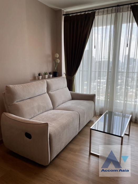 unit 1 Bedroom  Condominium For Rent & Sale in Phaholyothin, Bangkok  near BTS Saphan-Kwai (AA44878)