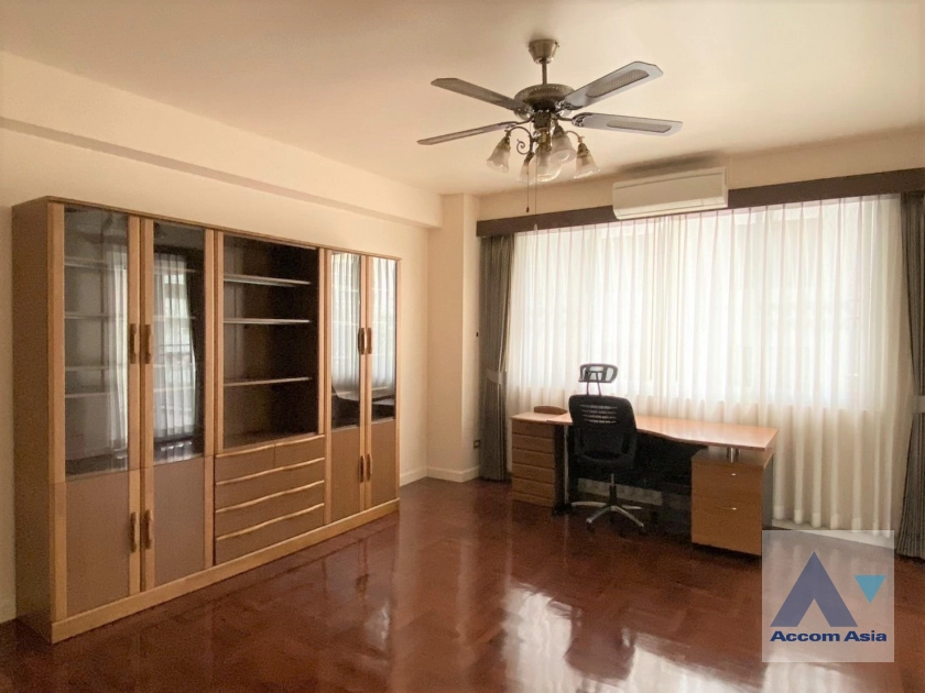 9  3 br Condominium For Sale in Sukhumvit ,Bangkok BTS Phrom Phong at Grand Ville House 1 AA44885