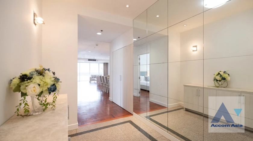 7  4 br Apartment for rent and sale in Sukhumvit ,Bangkok BTS Phrom Phong at Perfect for a big family AA44900