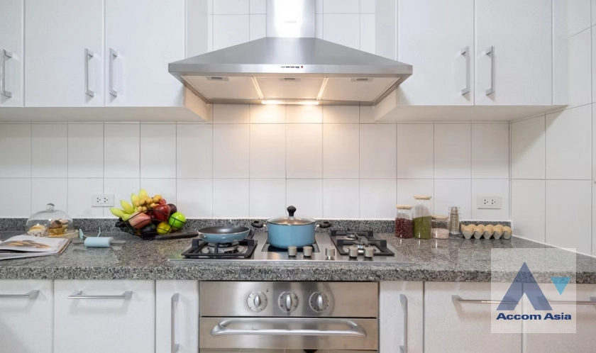 6  4 br Apartment for rent and sale in Sukhumvit ,Bangkok BTS Phrom Phong at Perfect for a big family AA44900