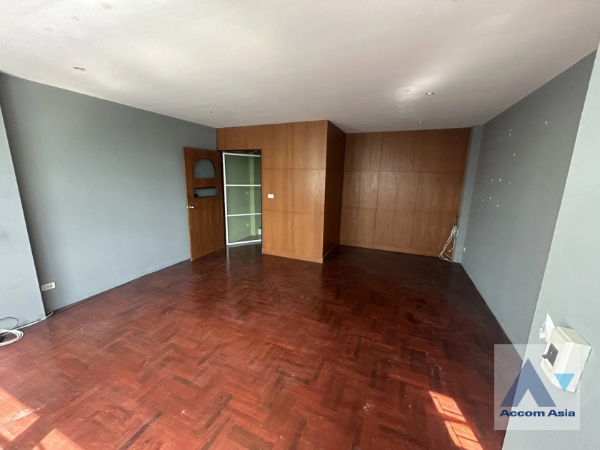 7  6 br Townhouse for rent and sale in Sukhumvit ,Bangkok  AA44904