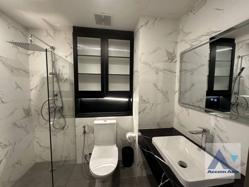 19  2 br Condominium For Rent in Ploenchit ,Bangkok BTS Chitlom at President Place AA44906