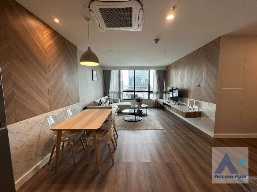 5  2 br Condominium For Rent in Ploenchit ,Bangkok BTS Chitlom at President Place AA44906