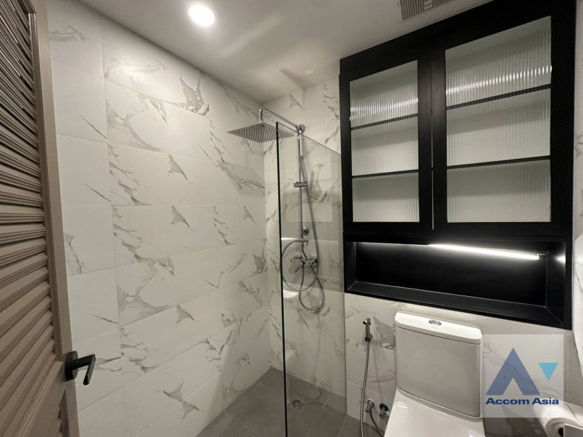 20  2 br Condominium For Rent in Ploenchit ,Bangkok BTS Chitlom at President Place AA44906